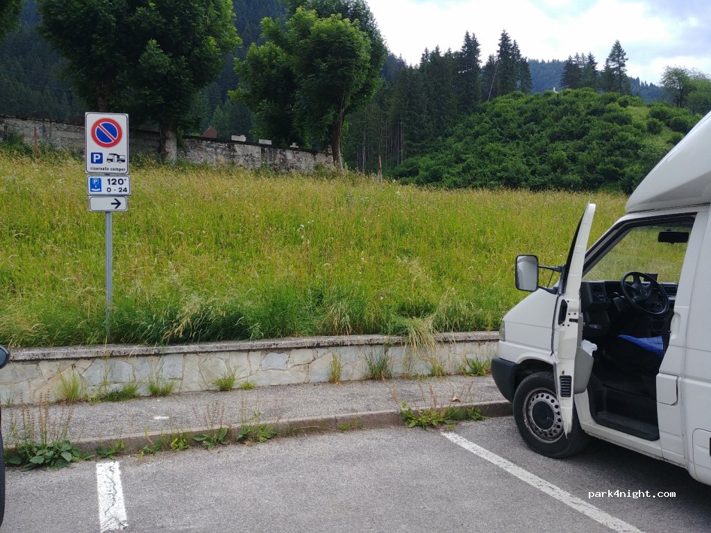 (32041) Auronzo di Cadore - 19 Via Venezia — foto