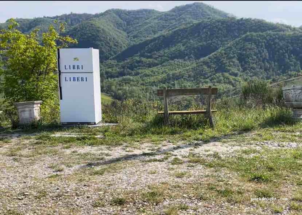 (42026) Canossa - Unnamed Road — foto 3