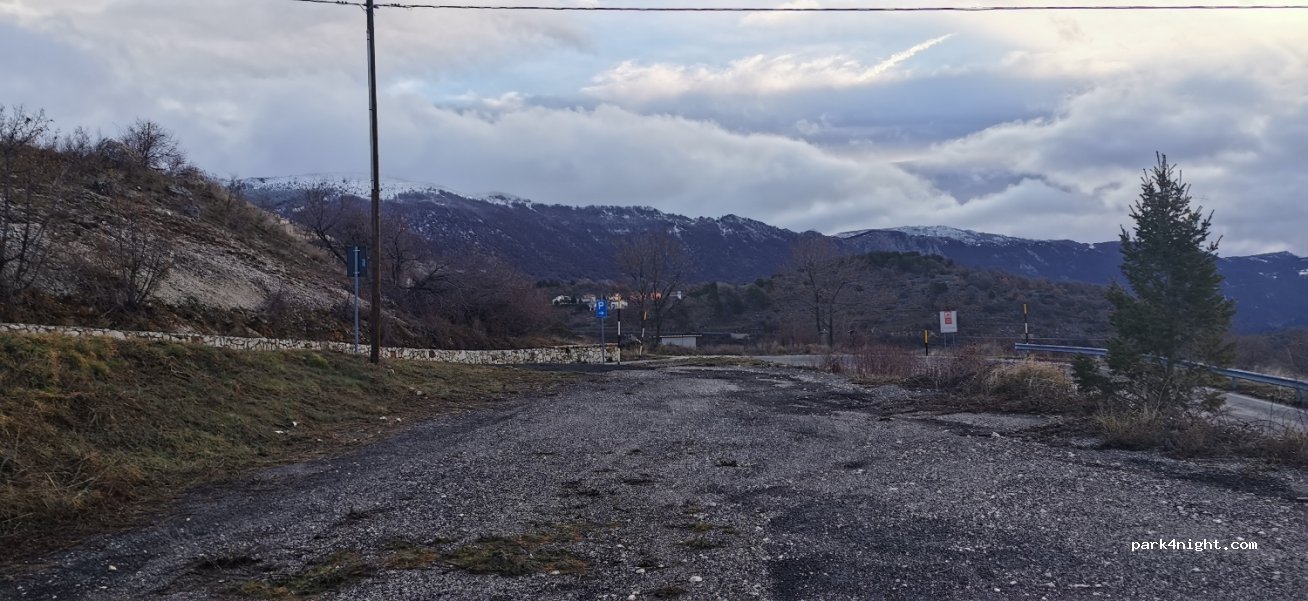 (67023) Castel del Monte - Strada Provinciale 7 — foto