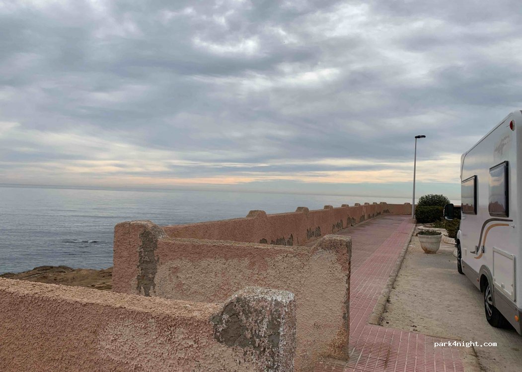 (03188) Torrevieja - 12 Calle del Cabo — foto 2