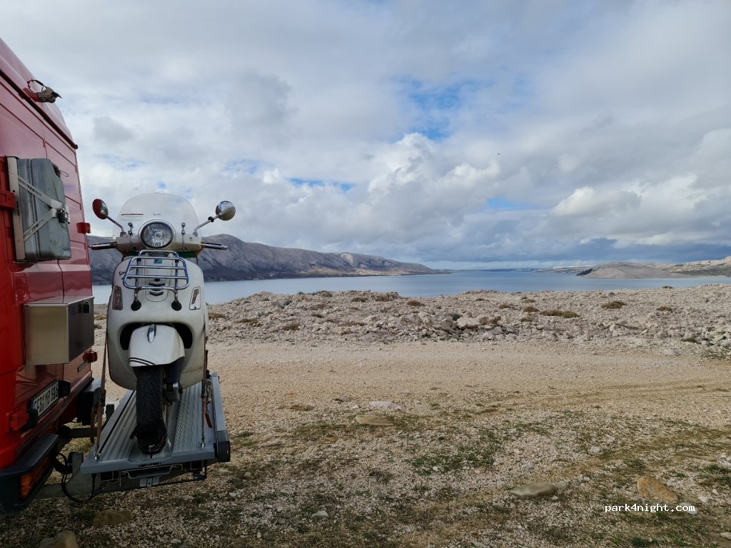 (23250) Pag - Unnamed Road — foto