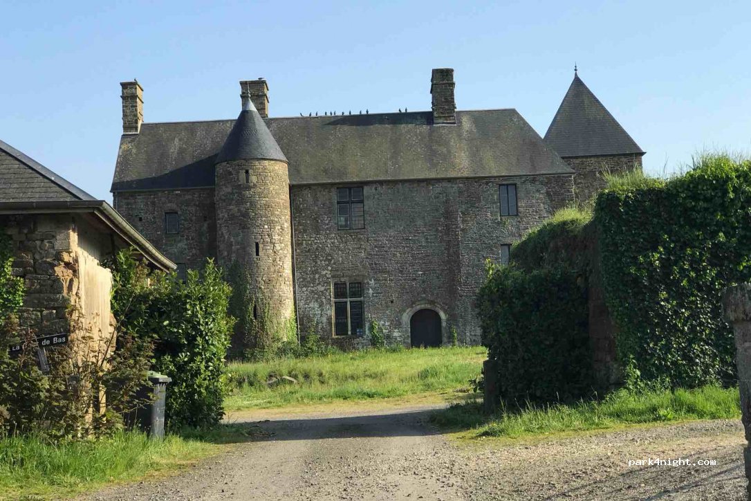 (14350) Bures-les-Monts - Le Bourg — foto 2