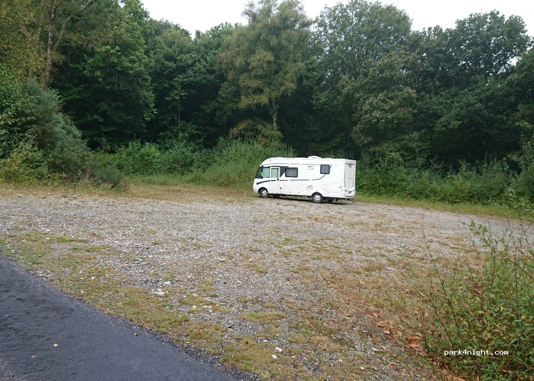 (22570) Bon Repos sur Blavet - Unnamed Road — foto 3