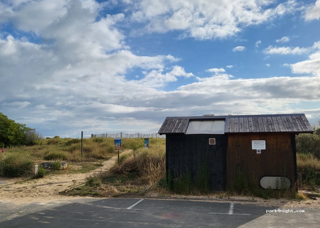 (17480) Le Château-d'Oléron - 27 Boulevard Philippe Daste — foto 3