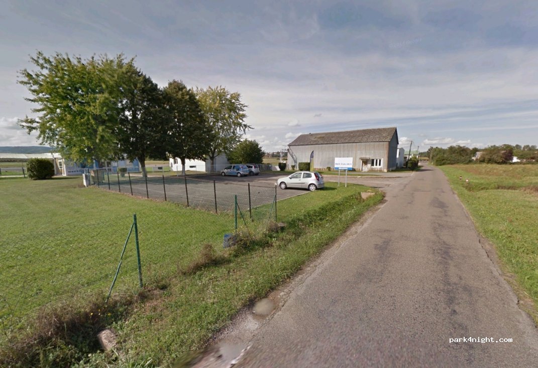 (71850) Charnay-lès-Mâcon - 298-622 Chemin de l'Aérodrome — foto