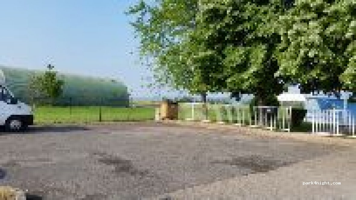 (71850) Charnay-lès-Mâcon - 298-622 Chemin de l'Aérodrome — foto 2