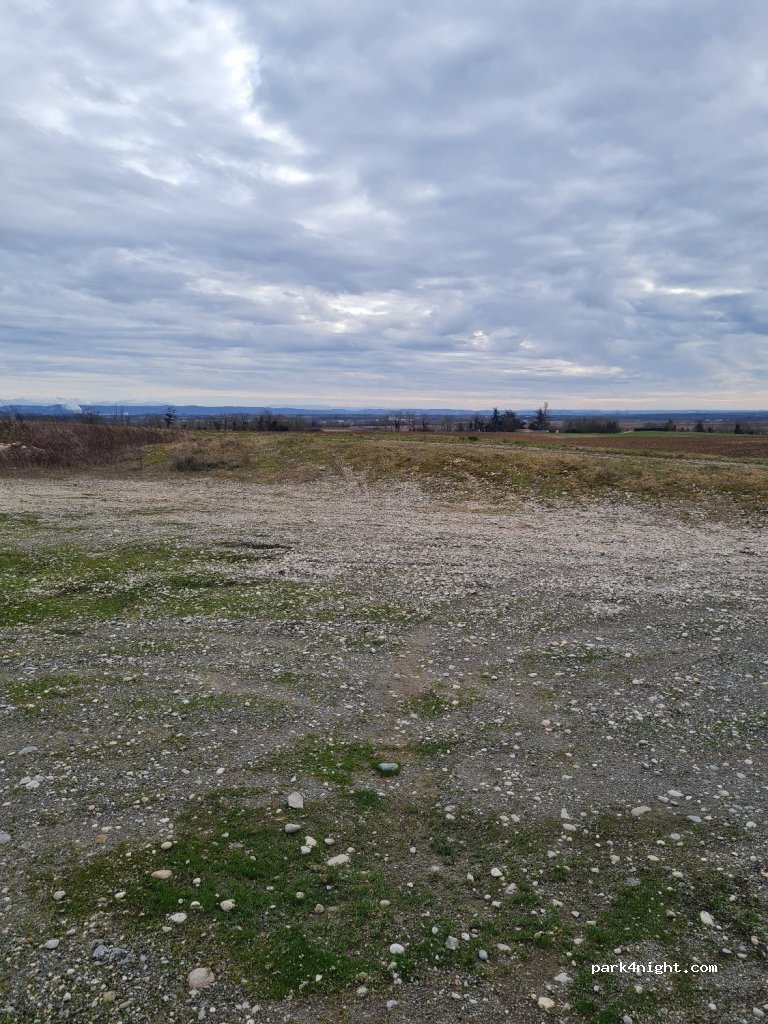 (01800) Pérouges - Route de Bourg Saint-Christophe — foto