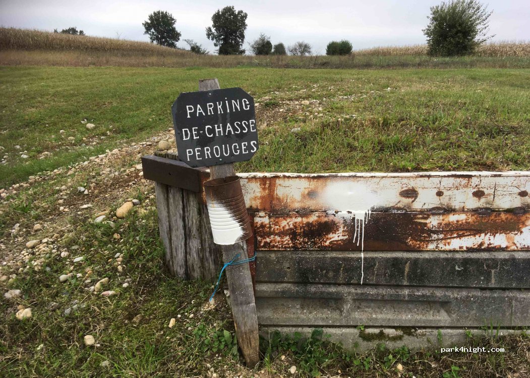 (01800) Pérouges - Route de Bourg Saint-Christophe — foto 3