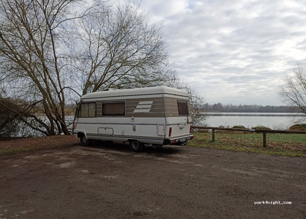 (64230) Mazerolles - Route du Lac — foto
