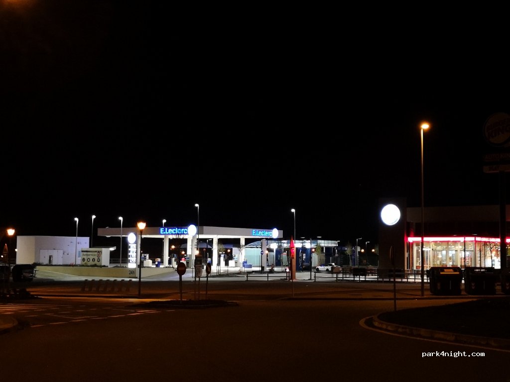 (31180) Zizur Mayor - 3 Emakumearen Plaza — foto 3