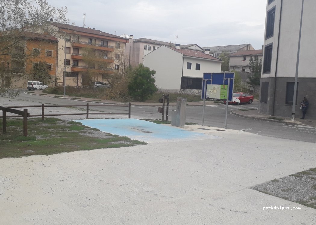 (31820) Etxarri-Aranatz - 5 Ikastola Kalea — foto 3