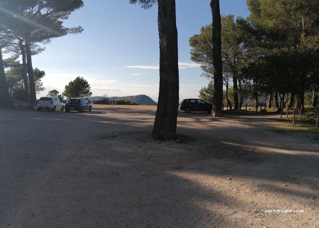 (83200) Toulon - 8384 Route du Faron — foto 4