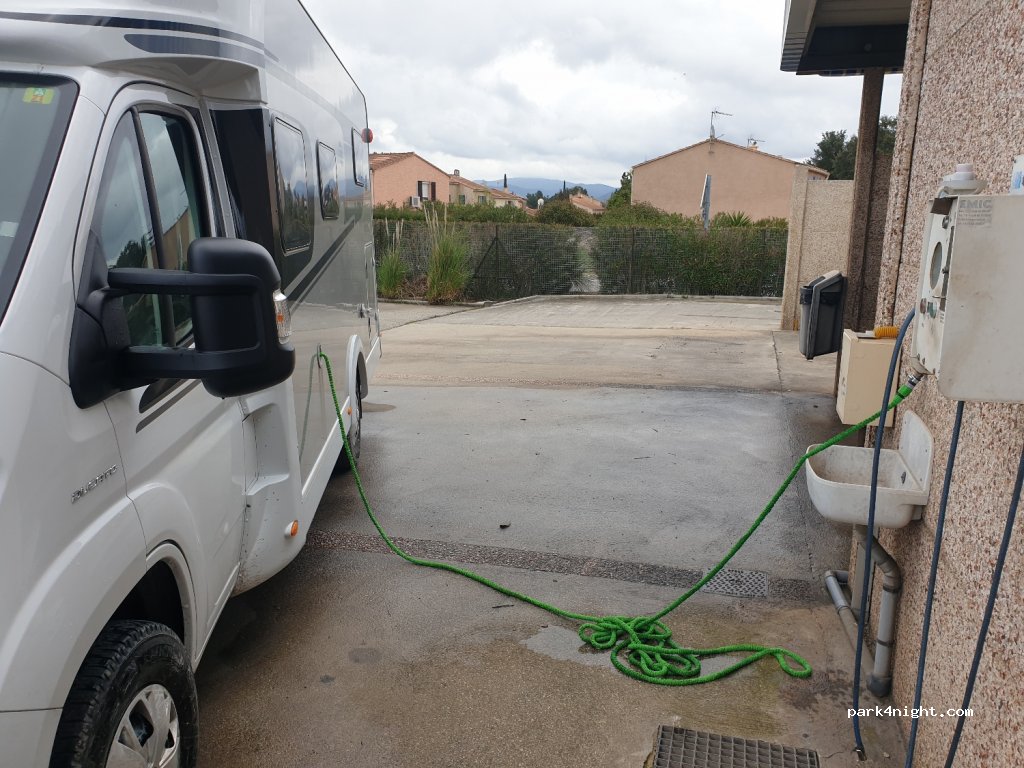 (83250) La Londe-les-Maures - — foto