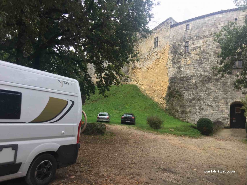 (33550) Langoiran - 217-225 Le Château — foto 2