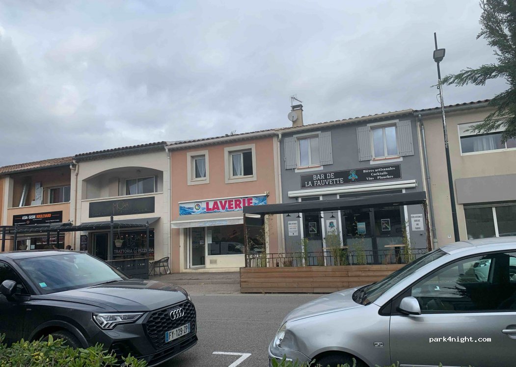 (84660) Maubec - 500b Lotissement Quai des Entreprises — foto 3