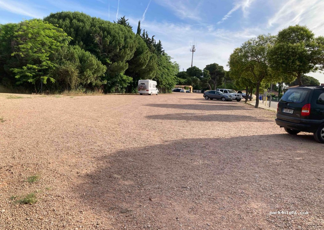 (14350) Cerro Muriano - 4D Acera Santa Barbara — foto