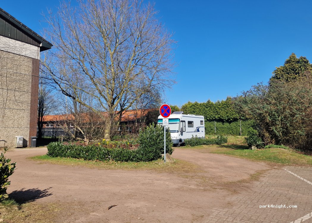 Wohnmobilstellplatz an der Sporthalle in Hopsten — foto 5