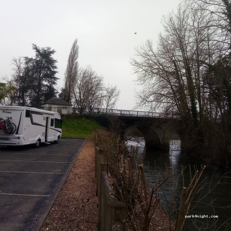 (24110) Saint-Astier - 12 Rue du Commandant Boisseuilh — foto 2
