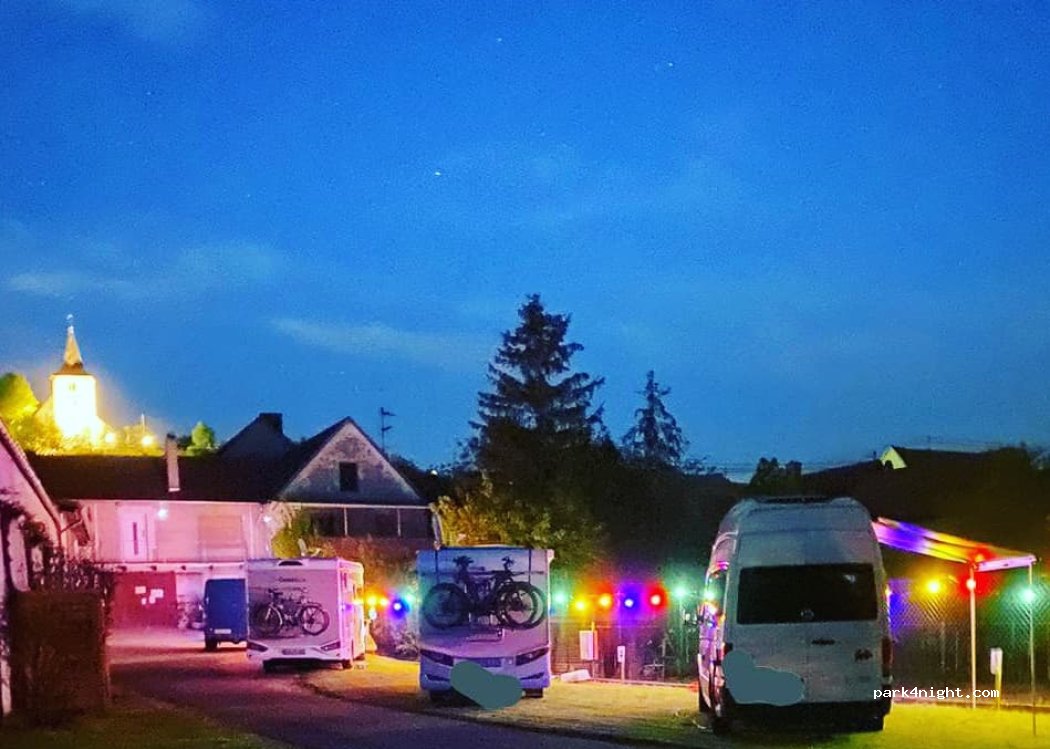 Wohnmobilstellplatz am Weingut H.Engelhard — foto 2