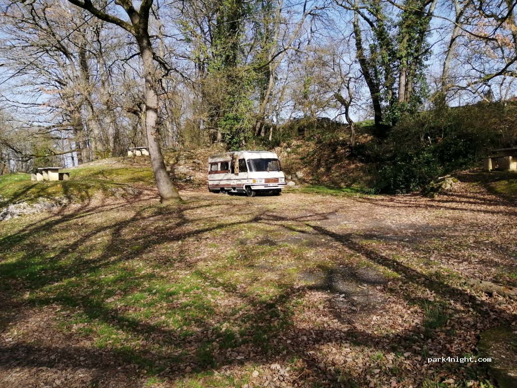 (31350) Lespugue - D98 — foto 3