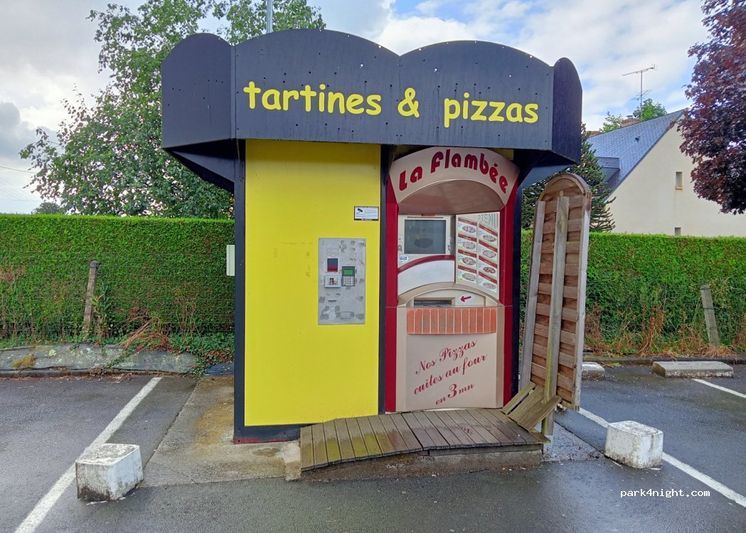 (53300) Ambrières-les-Vallées - 20 Rue de la Courtille — foto 2