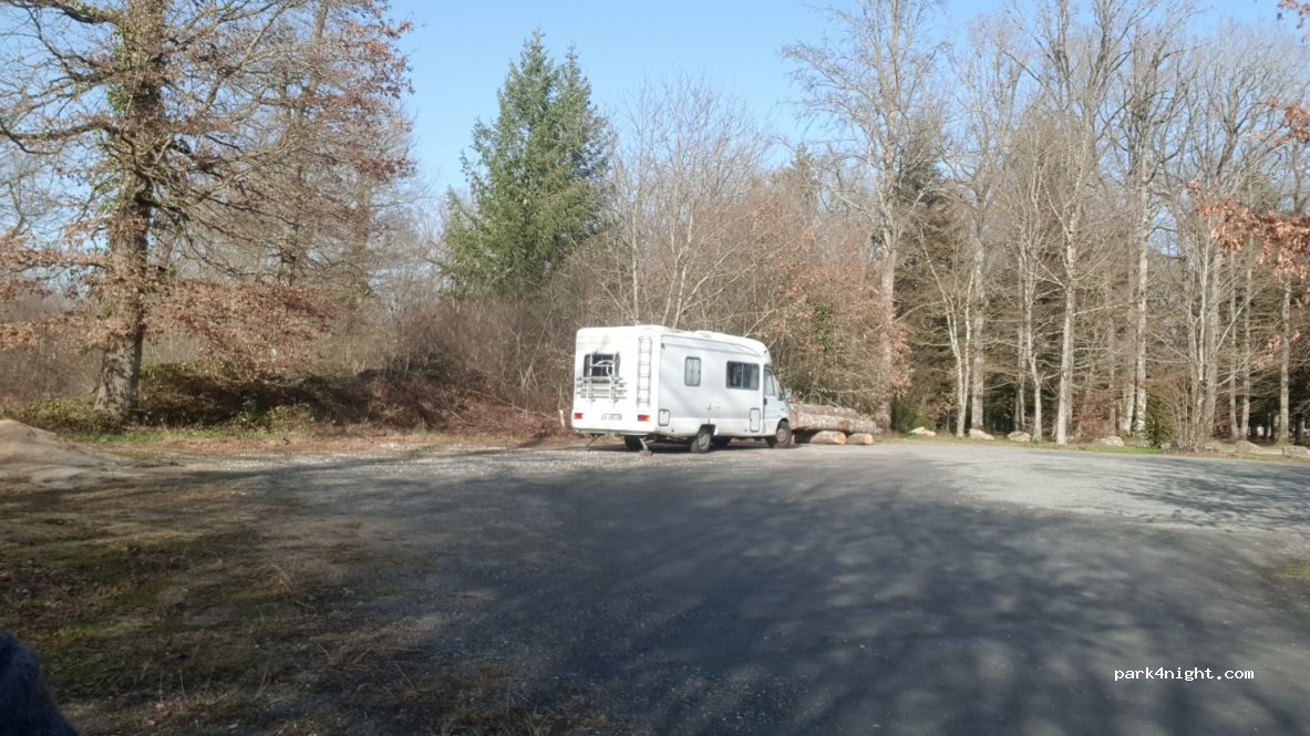 (81350) Sérénac - La Forêt — foto