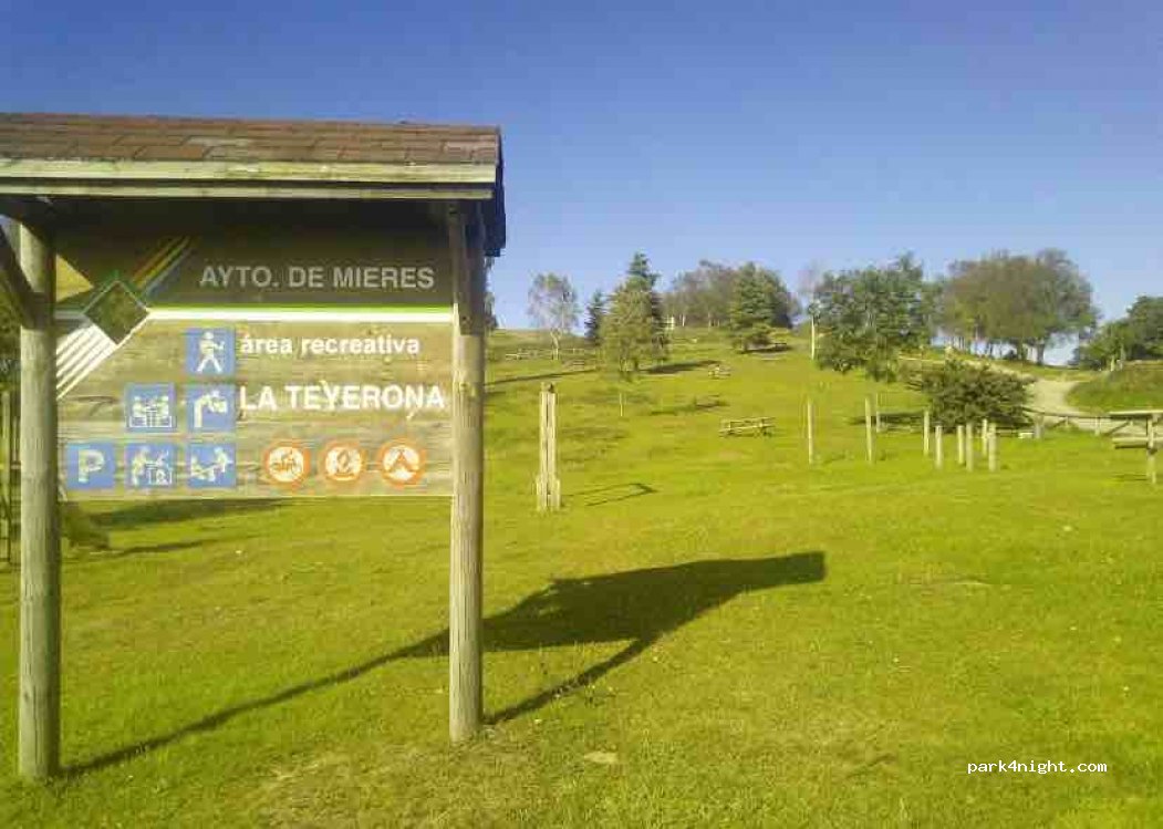 Area recreativa - La Teyerona — foto