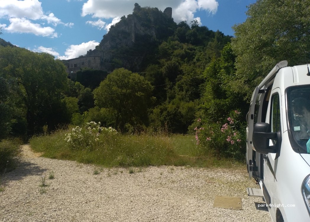 (07200) Rochecolombe - Saladine — foto 4