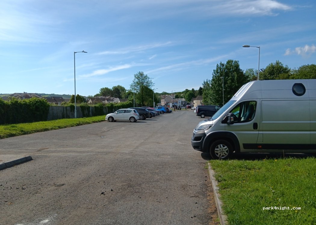 (SA4 3BN) Gowerton - 1 Station Rd — foto