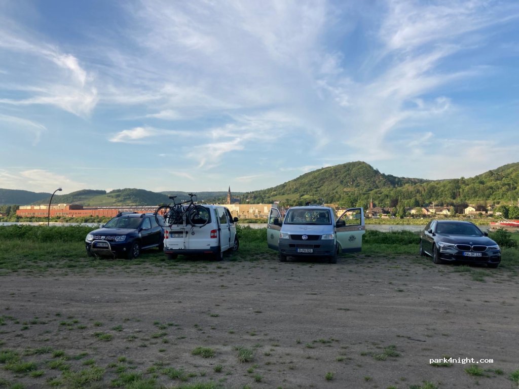 (56656) Brohl-Lützing - 56 -57 Koblenzer Straße — foto
