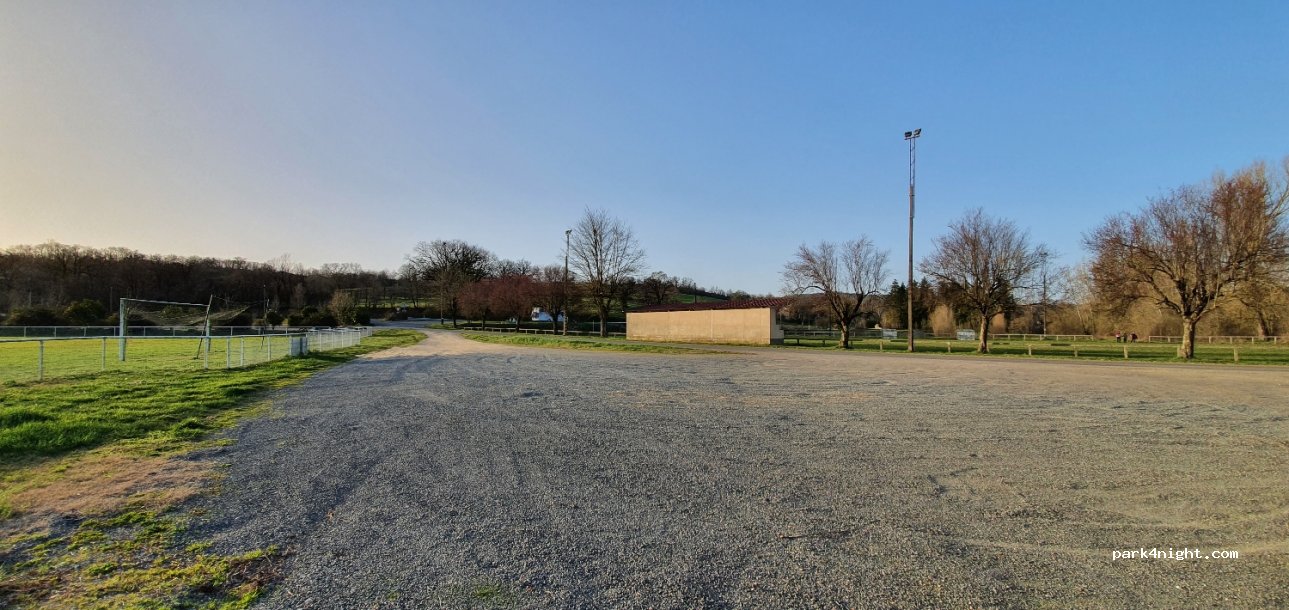 (12260) Salles-Courbatiès - D40 — foto