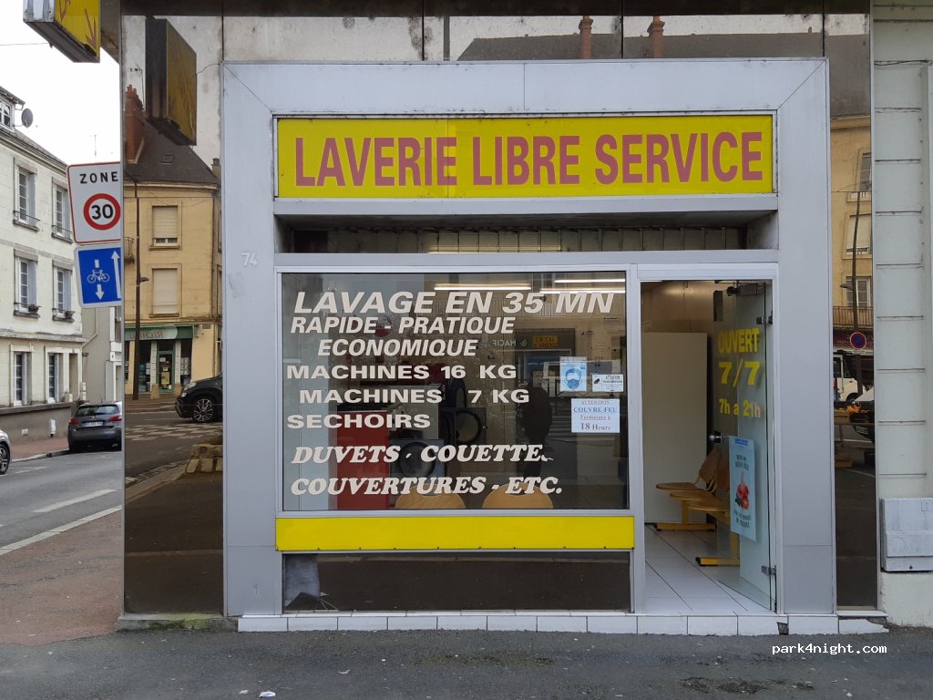 (49400) Saumur - 74 Avenue du Général de Gaulle — foto