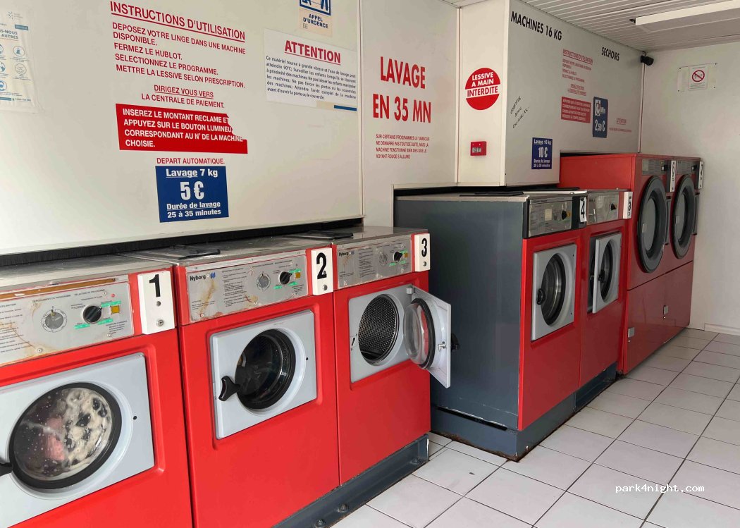 (49400) Saumur - 74 Avenue du Général de Gaulle — foto 3