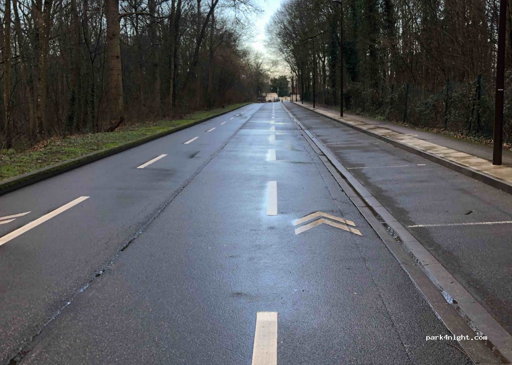 (91450) Étiolles - Chemin de l'Ermitage — foto