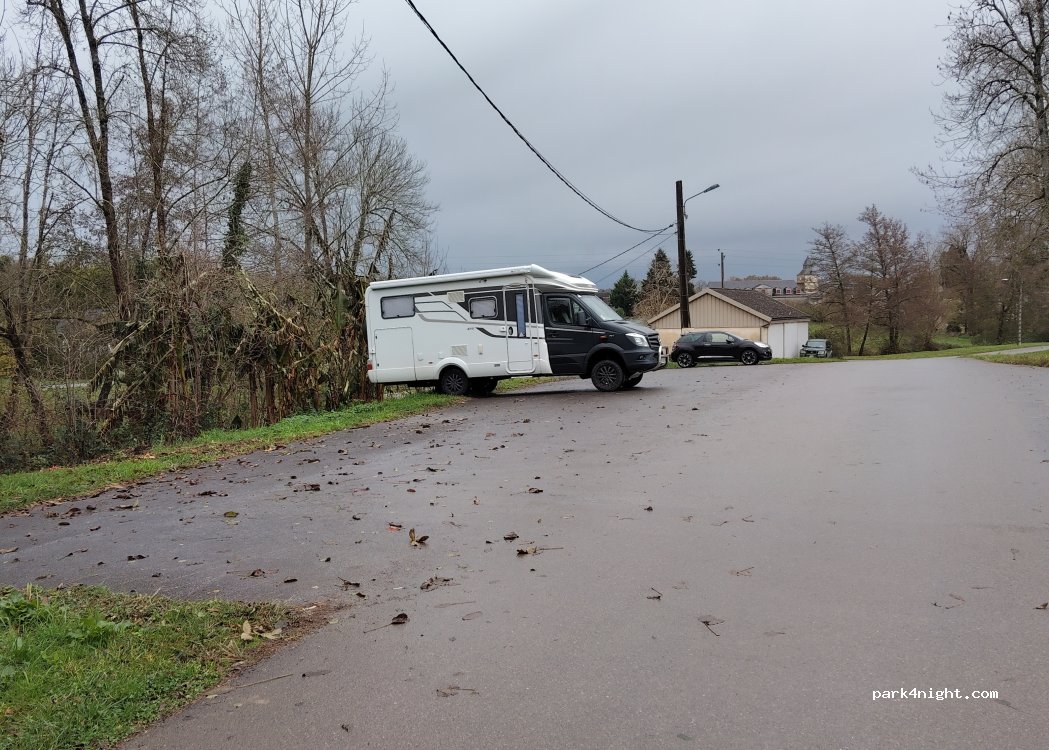 (64800) Bruges-Capbis-Mifaget - 2 Chemin du Stade — foto 4