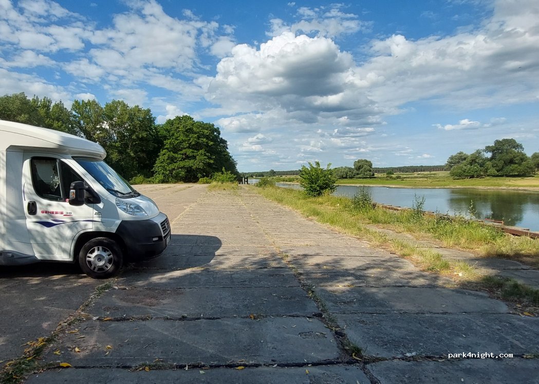 (39596) Arneburg - Unnamed Road — foto 3