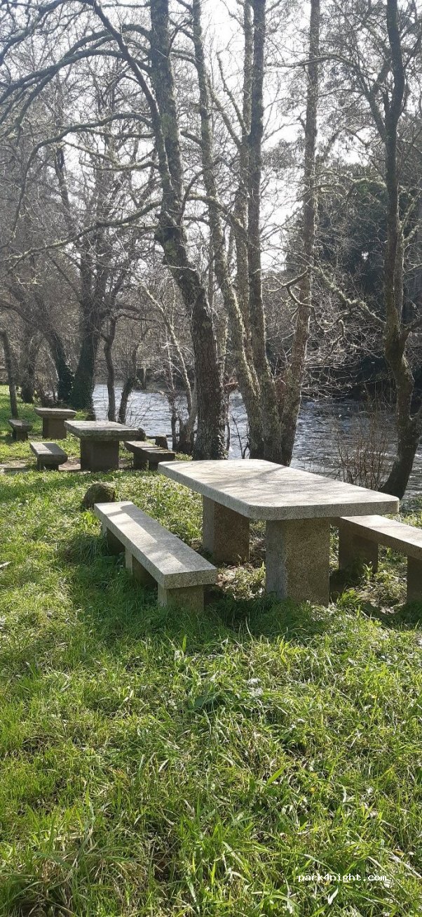 (15129) Camariñas - Rúa Calzada — foto 2