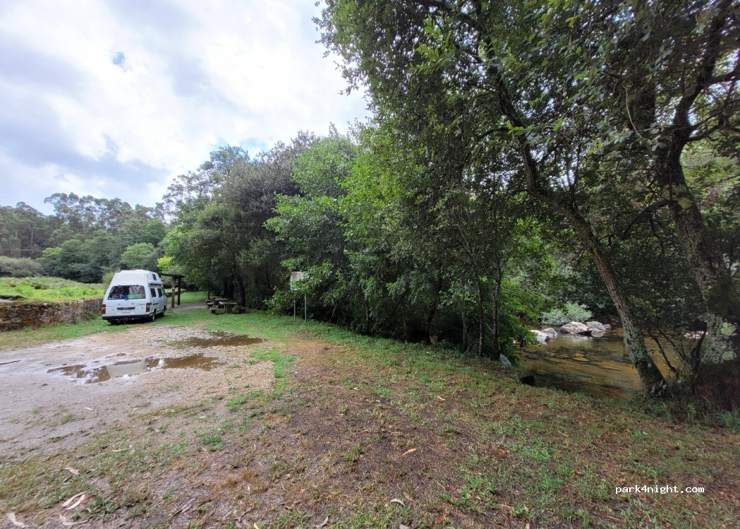 (15129) Camariñas - Rúa Calzada — foto 3