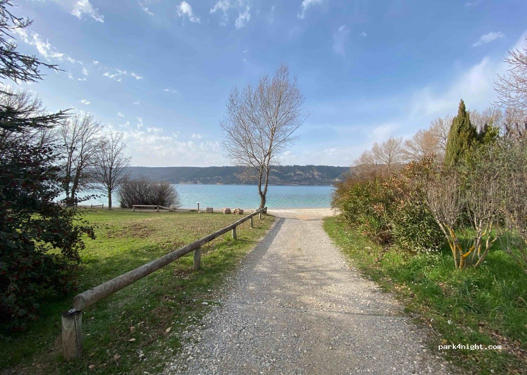 (83630) Les Salles-sur-Verdon - Margaridon — foto 3