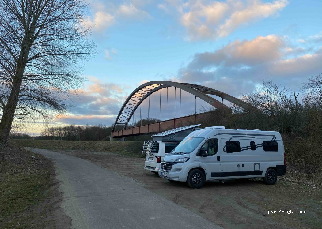 (21379) Scharnebeck - Unnamed Road — foto
