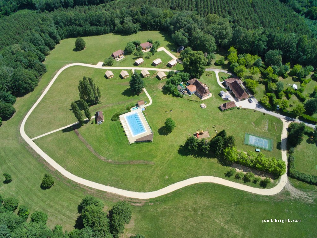 Camping Ushuaïa Villages Le Bois Coquet — foto 2