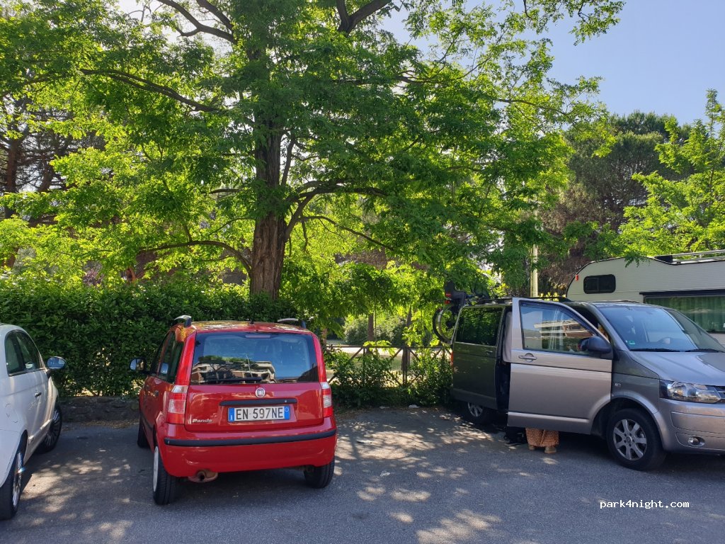 (00147) Roma - 6 Piazza Cesare Nerazzini — foto 2