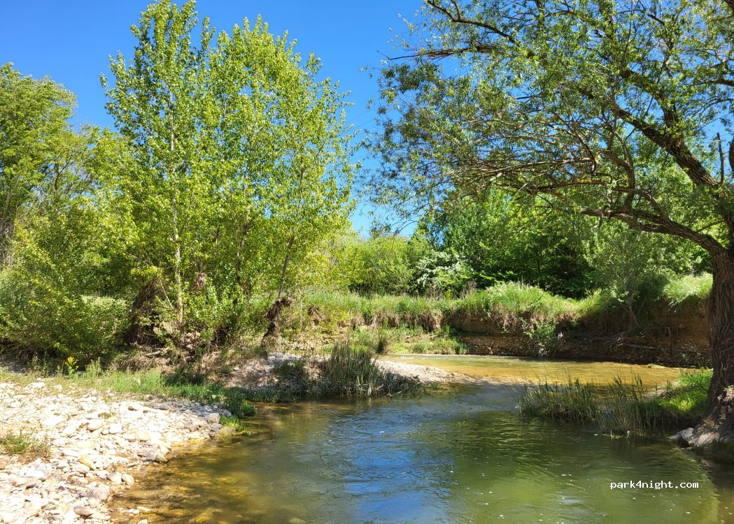 (84480) Bonnieux - Chemin de l'Oratoire — foto 3