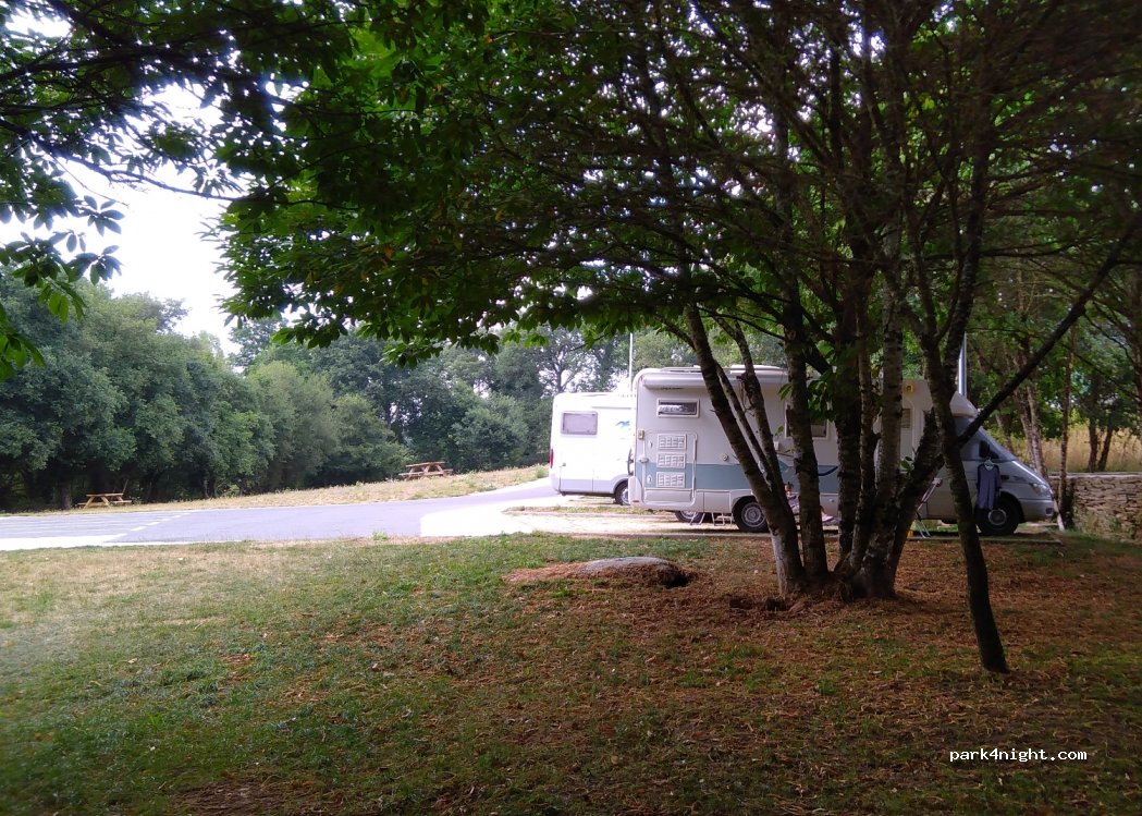Outeiro de Rei Motorhome Area — foto 2