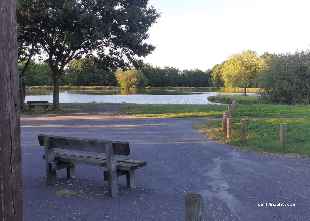 (44190) Saint-Hilaire-de-Clisson - — foto 2