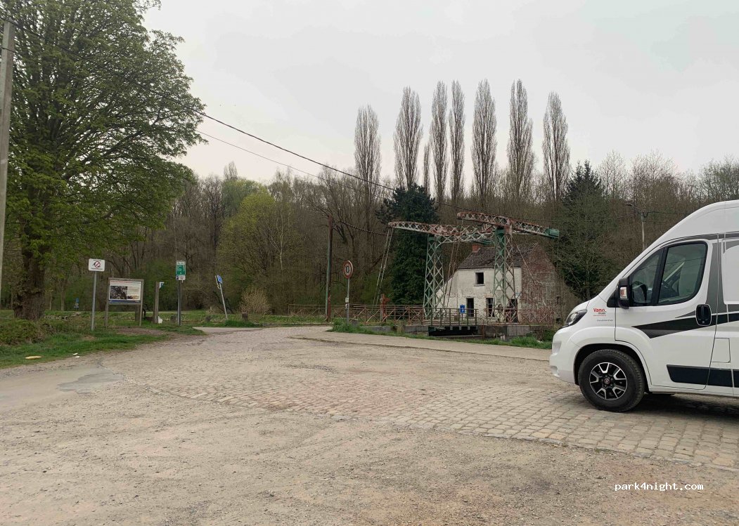 (7180) Seneffe - 31 Rue du Pont de l'Origine — foto