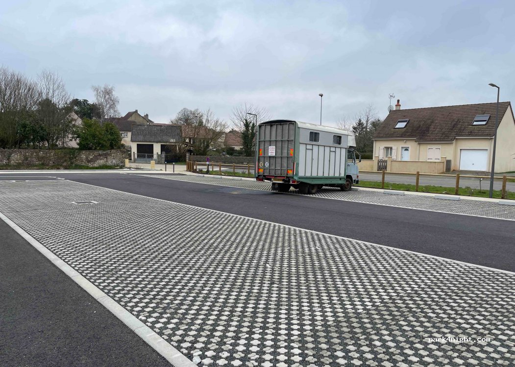 (72610) Oisseau-le-Petit - 10 Rue du Verger — foto