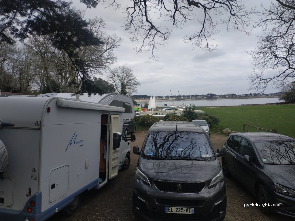 (29120) Combrit - Unnamed road — foto