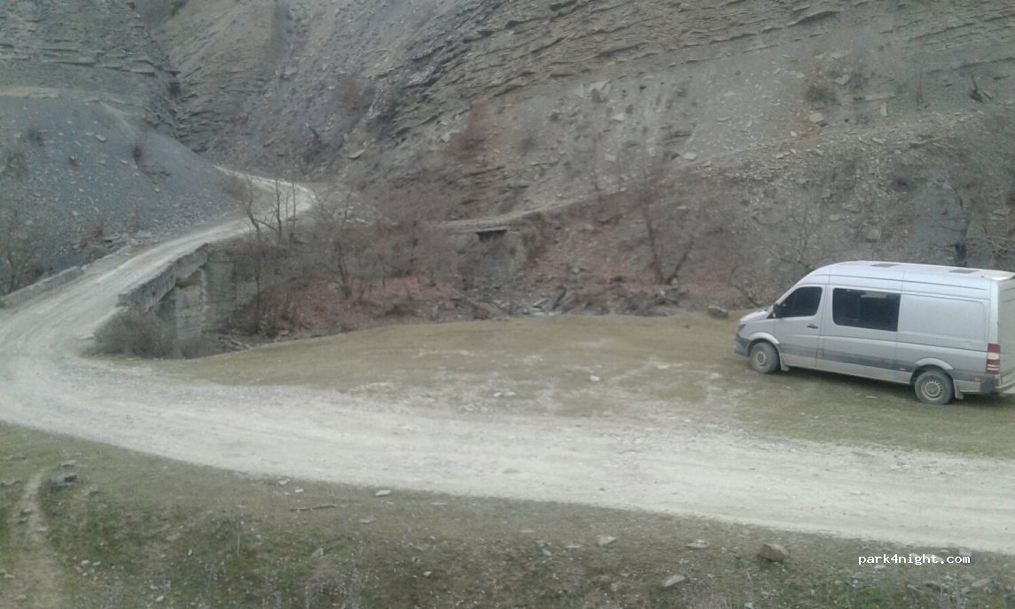 ()  - Unnamed Road — foto