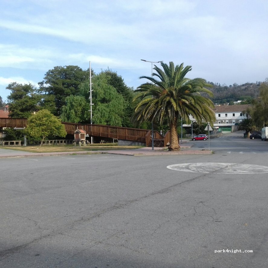 (36820) Ponte Caldelas - 10 Calle Jose Lopez Boullosa — foto